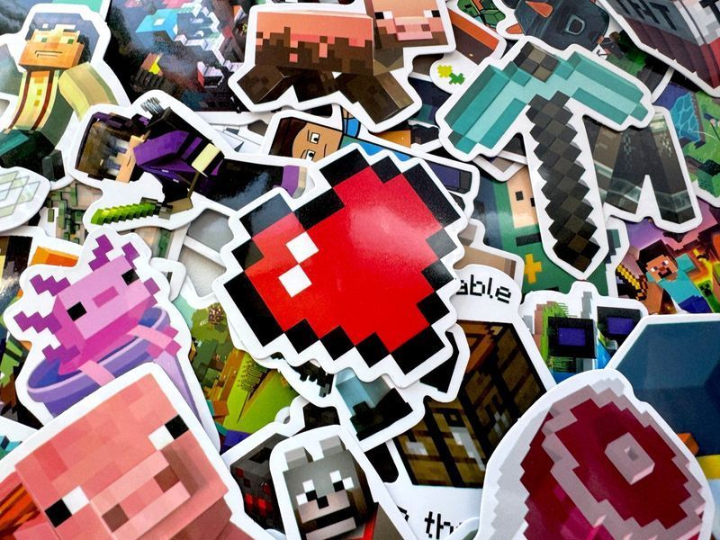 Колекція з 50 наклейок Minecraft з героями та елементами гри BG1770 фото