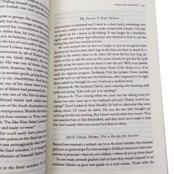 Книга Mindset на английском языке Психология успеха Керол Дуек мягкий переплет BG1775 фото