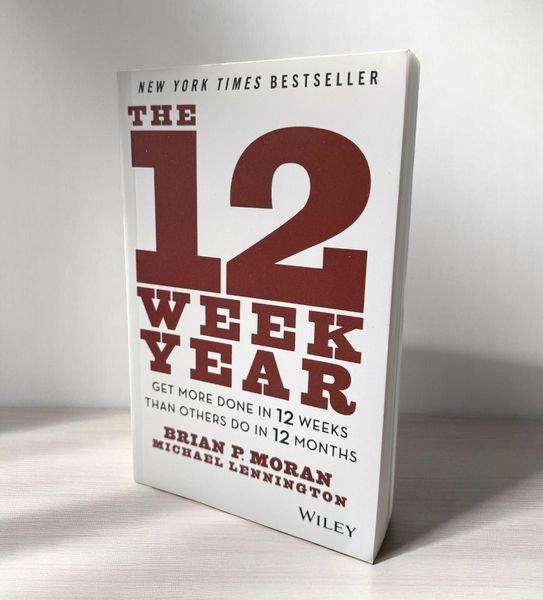 Книга The 12 Week Year для підвищення продуктивності англійською BG1780 фото
