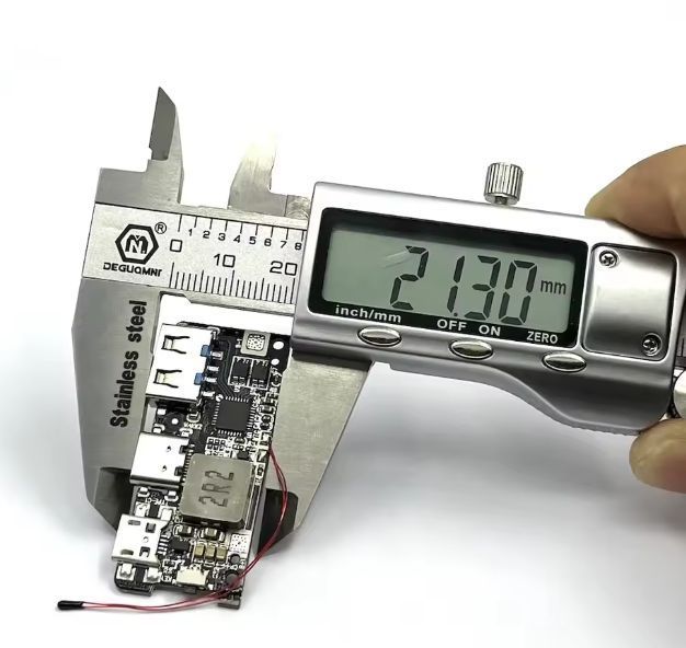Модуль швидкої зарядки Powerbank W332 з температурним датчиком та підтримкою QC PD E08008 фото