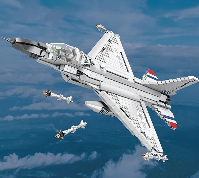 Детализированный конструктор Reobrix F16 для сборки с 1427 деталей TS19007 фото