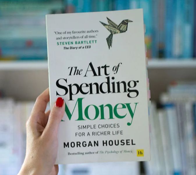 The Art of Spending Money Морган Хаузел Книга англійською про фінансову психологію BG17121 фото