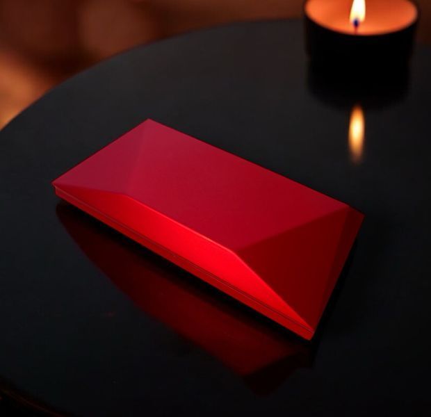 Стильна 3D коробочка у вигляді троянди для кільця з поворотним тримачем P13020 фото