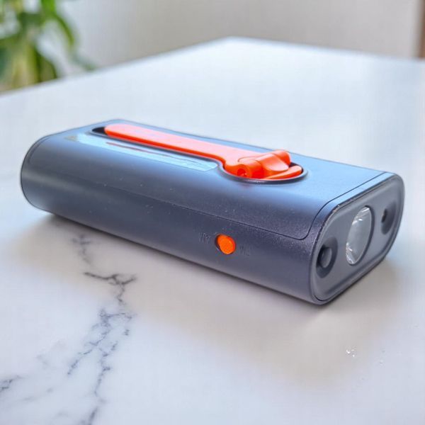 Многофункциональный аварийный радиофонарь Nextool NE20092 с ручной зарядкой и PowerBank T09017 фото
