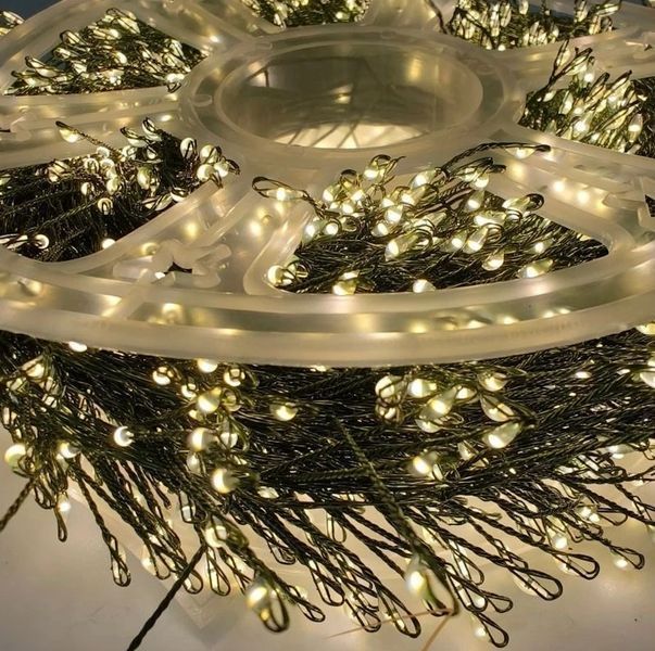 Cветодиодная гирлянда 30 метров 900 LED с теплым белым свечением на зеленой медной проволоке G03120 фото