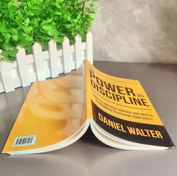 Книга The Power of Discipline англійською для саморозвитку Daniel Walter BG17120 фото