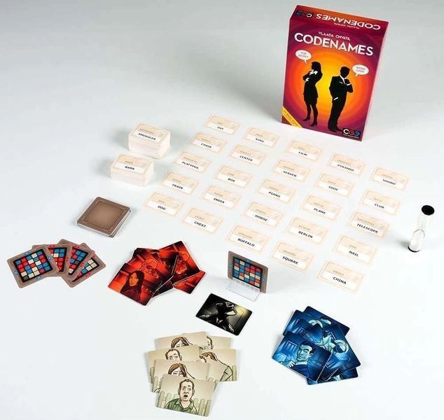 Гра Codenames англійською для друзів і сім&rsquo;ї карткова гра кодові імена BG1748 фото